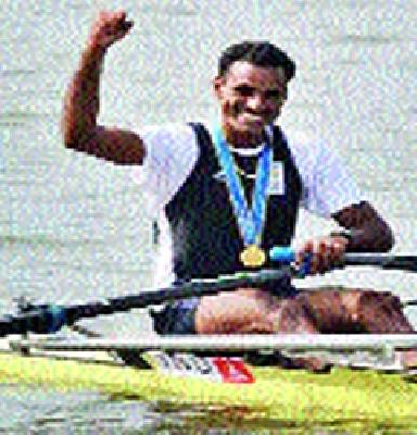 Dattu bollywood male sculls eligible for the Olympics | दत्तू भोकनाल पुरुष स्कल्समध्ये आॅलिम्पिकसाठी पात्र