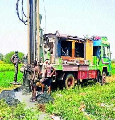 The ratio of borewell was increased: In the Junnar taluka, attempted to be searched for between 300 and 600 feet | बोअरवेल घेण्याचे प्रमाण वाढले : जुन्नर तालुक्यात ३०० ते ६०० फुटांपर्यंत चाचपणीचा प्रयत्न