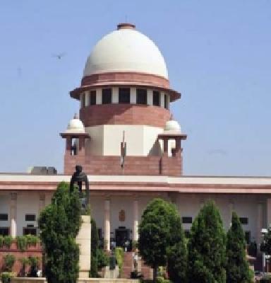 It is better to dance in the bar rather than begging | भीक मागण्यापेक्षा बारमध्ये नृत्य करणे चांगले!