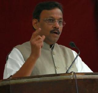 The MHCET Exam to be held on May 5 - Vinod Tawde | एमएचसीईटी परीक्षा ५ मे रोजीच होणार - विनोद तावडे