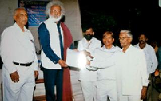 Give Buddha Vihara the status of the historic monument | बुद्ध विहाराला ऐतिहासिक स्मारकाचा दर्जा द्या Give Buddha Vihara the status of the historic monument | बुद्ध विहाराला ऐतिहासिक स्मारकाचा दर्जा द्या