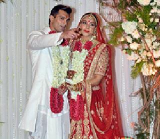 "Shubhamangal alert" of Bipasha-Karan | बिपाशा-करणचे "शुभमंगल सावधान" "Shubhamangal alert" of Bipasha-Karan | बिपाशा-करणचे "शुभमंगल सावधान"