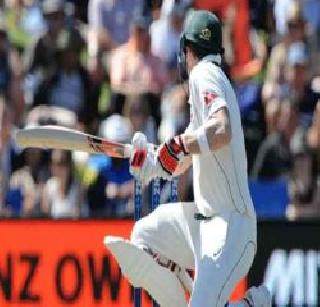 Vogj injured after falling over the head | डोक्यावर चेंडू आदळल्याने वोग्ज जखमी