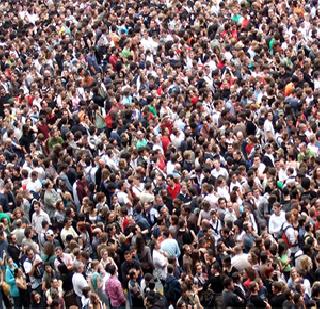 Reservation policy should not be ruled out! | आरक्षणाच्या धोरणाचा सत्तापलाप करू नये!