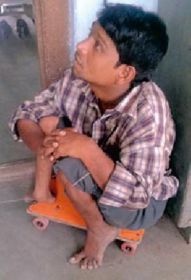 'That' the mystery of the abduction in the bouquet | ‘त्या’ अपहरणाचे रहस्य गुलदस्त्यात