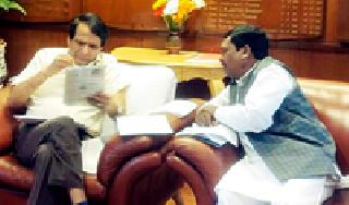 Bhavipujan of the railway route to be held in August | आॅगस्टमध्ये होणार रेल्वेमार्गाचे भूमिपूजन