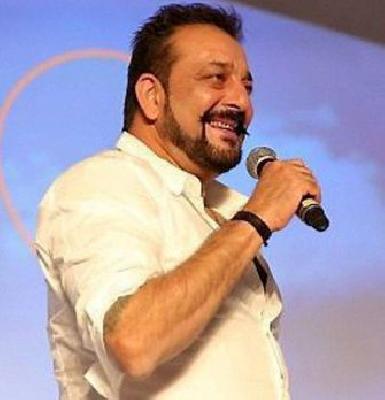 Love life, family life, it's better than cocaine - Sanjay Dutt | जीवनावर, कुटुंबियांवर प्रेम करा, ते कोकेनपेक्षा चांगलं आहे - संजय दत्त Love life, family life, it's better than cocaine - Sanjay Dutt | जीवनावर, कुटुंबियांवर प्रेम करा, ते कोकेनपेक्षा चांगलं आहे - संजय दत्त