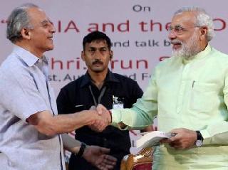 Modi government is dangerous for the country - Arun Shourie | मोदी सरकार देशासाठी धोकादायक - अरूण शौरी Modi government is dangerous for the country - Arun Shourie | मोदी सरकार देशासाठी धोकादायक - अरूण शौरी