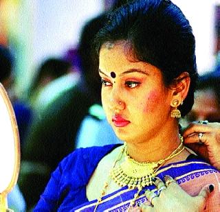 Gold prices may touch 30 thousand | सोन्याचा भाव ३० हजारांवर Gold prices may touch 30 thousand | सोन्याचा भाव ३० हजारांवर