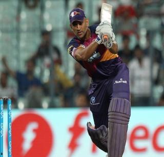 Rain interruption; Pune Royals scored 103 runs apiece | पावसाचा व्यत्यय; पुणे रायझिंगच्या ६ बाद १०३ धावा Rain interruption; Pune Royals scored 103 runs apiece | पावसाचा व्यत्यय; पुणे रायझिंगच्या ६ बाद १०३ धावा