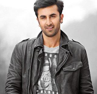 Ranbir Kapoor 35 crores for flats in Bandra Pali Hill | रणबीरने बांद्रा पाली हिलमध्ये फ्लॅटसाठी मोजले ३५ कोटी Ranbir Kapoor 35 crores for flats in Bandra Pali Hill | रणबीरने बांद्रा पाली हिलमध्ये फ्लॅटसाठी मोजले ३५ कोटी