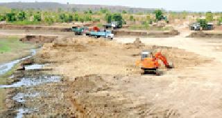 There is a rainwater tanker, keep the pot ready! : | पावसाचा टँकर येतोय, भांडे तयार ठेवा ! : There is a rainwater tanker, keep the pot ready! : | पावसाचा टँकर येतोय, भांडे तयार ठेवा ! :