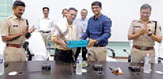 Speed of development works due to positive environment | सकारात्मक वातावरणामुळे विकासकामांना गती Speed of development works due to positive environment | सकारात्मक वातावरणामुळे विकासकामांना गती