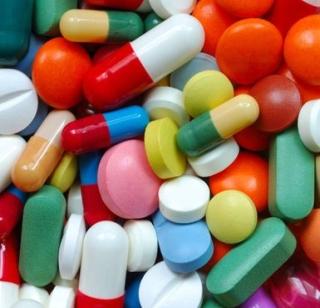 Bonding sale of contraception pills | गर्भनिरोधक गोळ्यांची बिनधास्त विक्री Bonding sale of contraception pills | गर्भनिरोधक गोळ्यांची बिनधास्त विक्री