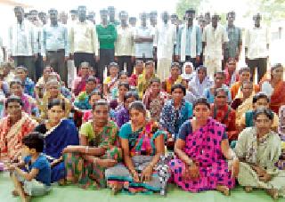 Alcohol vendors beat women | दारू विक्रेत्यांकडून महिलांना मारहाण Alcohol vendors beat women | दारू विक्रेत्यांकडून महिलांना मारहाण