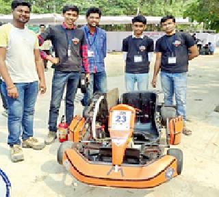 Go-kart racing car created by engineering students | अभियांत्रिकीच्या विद्यार्थ्यांनी तयार केली गो-कार्ट रेसिंग कार Go-kart racing car created by engineering students | अभियांत्रिकीच्या विद्यार्थ्यांनी तयार केली गो-कार्ट रेसिंग कार