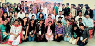 Perseverance, confidence need for success | यशासाठी चिकाटी, आत्मविश्वासाची गरज Perseverance, confidence need for success | यशासाठी चिकाटी, आत्मविश्वासाची गरज