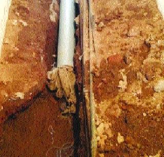 'Shock' in Churni Road Koliwadi | चर्नी रोडच्या कोळीवाडीत ‘शॉक’चे सावट 'Shock' in Churni Road Koliwadi | चर्नी रोडच्या कोळीवाडीत ‘शॉक’चे सावट