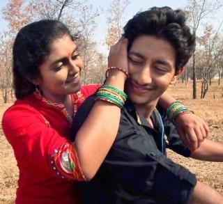 Romeo-Juliet Athavale seeing Irichi-Partha's acting - Irfan Khan | आर्ची-परश्याचा अभिनय पाहून रोमीओ-ज्युलीयट आठवले - इरफान खान Romeo-Juliet Athavale seeing Irichi-Partha's acting - Irfan Khan | आर्ची-परश्याचा अभिनय पाहून रोमीओ-ज्युलीयट आठवले - इरफान खान