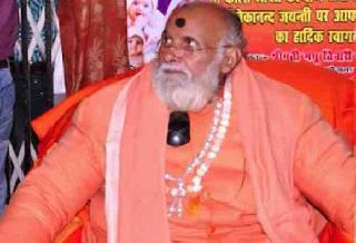 Baba was arrested for allegedly sexually assaulting 100 women | तब्बल 100 महिलांचं लैंगिक शोषण करणा-या ढोंगी बाबाला अटक