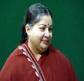Jayalalithaa sworn in as chief minister for a second time | जयललितांना दुसऱ्यांदा मुख्यमंत्रिपदाची शपथ Jayalalithaa sworn in as chief minister for a second time | जयललितांना दुसऱ्यांदा मुख्यमंत्रिपदाची शपथ