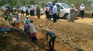 Otherwise, the action against the guilty contractor | अन्यथा दोषी कंत्राटदाराविरुद्ध कारवाई Otherwise, the action against the guilty contractor | अन्यथा दोषी कंत्राटदाराविरुद्ध कारवाई