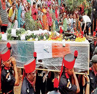 Martyr Jawan Gawde merges with infinity | शहीद जवान गावडे अनंतात विलीन Martyr Jawan Gawde merges with infinity | शहीद जवान गावडे अनंतात विलीन