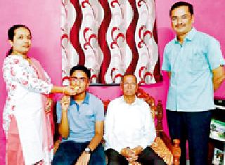 Brilliant performance in CBSE | सीबीएसईत चमकदार कामगिरी Brilliant performance in CBSE | सीबीएसईत चमकदार कामगिरी