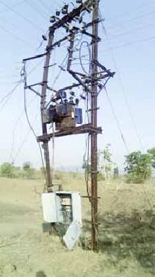 In the case of generator collapse in Cherpalli | चेरपल्लीत जनित्र कोसळण्याच्या स्थितीत In the case of generator collapse in Cherpalli | चेरपल्लीत जनित्र कोसळण्याच्या स्थितीत