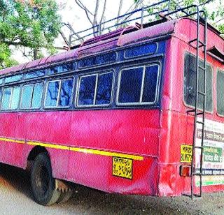 ST woman woman crush | एसटीखाली महिला चिरडली