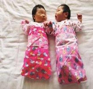 Chinese women want second child | चिनी महिलांना हवे दुसरे अपत्य Chinese women want second child | चिनी महिलांना हवे दुसरे अपत्य