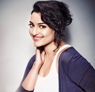 Mother's special message for Sonakshi ... | सोनाक्षीसाठी आईचा स्पेशल मेसेज... Mother's special message for Sonakshi ... | सोनाक्षीसाठी आईचा स्पेशल मेसेज...