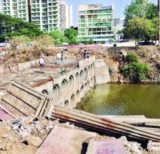 Traffic rescued! | वाहतूककोंडीतून सुटका!