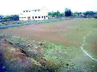 Work of Dindori taluka sports complex | दिंडोरी तालुका क्रीडा संकुलाचे काम रखडले