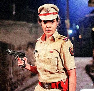 'Unicorn' Mukta's spearhead entry! | ‘गणवेश’धारी मुक्ताची धडाकेबाज एन्ट्री!