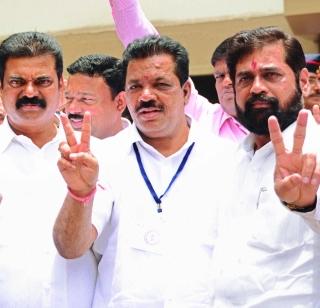 Gate victorious; Pushing shovel | फाटक विजयी; डावखरेंना धक्का