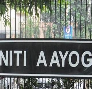 Opposition in the Tobacco Policy to the Policy Commission | तंबाखू क्षेत्रात विदेशी गुंतवणुकीस नीति आयोगाचा विरोध Opposition in the Tobacco Policy to the Policy Commission | तंबाखू क्षेत्रात विदेशी गुंतवणुकीस नीति आयोगाचा विरोध