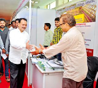 'Lokmat' initiative to create the future of children | मुलांचे भवितव्य घडविण्यासाठी ‘लोकमत’चा पुढाकार 'Lokmat' initiative to create the future of children | मुलांचे भवितव्य घडविण्यासाठी ‘लोकमत’चा पुढाकार