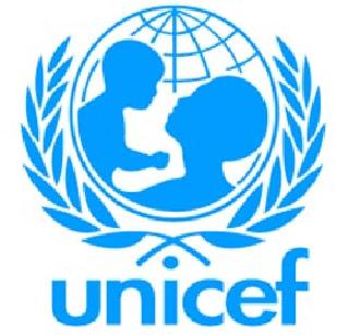 Disease inspection by 'UNICEF' | दुष्काळाची ‘युनिसेफ’कडून पाहणी Disease inspection by 'UNICEF' | दुष्काळाची ‘युनिसेफ’कडून पाहणी