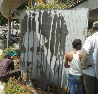 Municipal corporation orders to remove Tendulkar's metal art piece on Marine Drive | मरीन ड्राईव्हवरील तेंडुलकरचं मेटल आर्ट पीस हटवण्याचे पालिकेचे आदेश Municipal corporation orders to remove Tendulkar's metal art piece on Marine Drive | मरीन ड्राईव्हवरील तेंडुलकरचं मेटल आर्ट पीस हटवण्याचे पालिकेचे आदेश