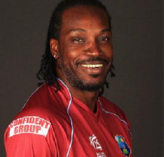 Chris Gayle's 'Lounge' at Mallya's bungalow | मल्ल्यांच्या बंगल्यात ख्रिस गेलची ‘मौज’ Chris Gayle's 'Lounge' at Mallya's bungalow | मल्ल्यांच्या बंगल्यात ख्रिस गेलची ‘मौज’