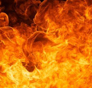 A major fire in Rabale MIDC in Navi Mumbai | नवी मुंबईतल्या रबाळे एमआयडीसीत भीषण आग A major fire in Rabale MIDC in Navi Mumbai | नवी मुंबईतल्या रबाळे एमआयडीसीत भीषण आग