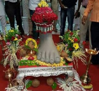 Lalbagh's King's Puranas | लालबागच्या राजाचे पाद्यपूजन Lalbagh's King's Puranas | लालबागच्या राजाचे पाद्यपूजन