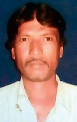 The victim of the 'construction' was the victim of Sheikh Isha | ‘बांधकाम’च्या हलगर्जीने घेतला शेख इसाचा बळी The victim of the 'construction' was the victim of Sheikh Isha | ‘बांधकाम’च्या हलगर्जीने घेतला शेख इसाचा बळी