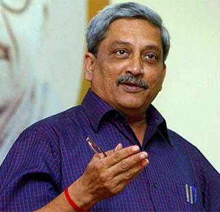 Manohar Parrikar's Defense Minister will continue | मनोहर पर्रीकरांचं संरक्षण मंत्रिपद कायम राहणार Manohar Parrikar's Defense Minister will continue | मनोहर पर्रीकरांचं संरक्षण मंत्रिपद कायम राहणार