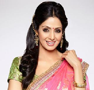 Sridevi's 'life-saving' | श्रीदेवींना ‘जीवनगौरव’ Sridevi's 'life-saving' | श्रीदेवींना ‘जीवनगौरव’