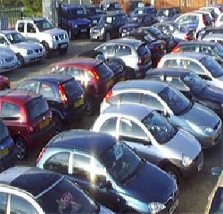 Customers prefer petrol vehicles | ग्राहकांची पसंती पेट्रोल वाहनांनाच Customers prefer petrol vehicles | ग्राहकांची पसंती पेट्रोल वाहनांनाच