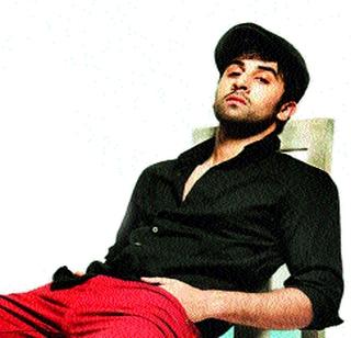 Ranbir's house? | कोण सजवतेय रणबीरचे घर? Ranbir's house? | कोण सजवतेय रणबीरचे घर?