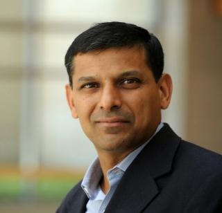 Economist lost to politics! | राजकारणापायी गमावलेला अर्थतज्ज्ञ ! Economist lost to politics! | राजकारणापायी गमावलेला अर्थतज्ज्ञ !