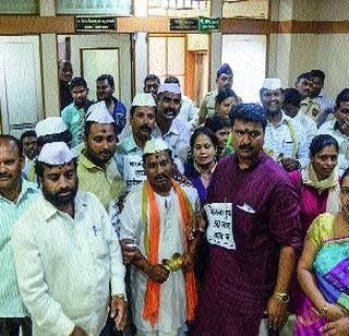 The administration of the 'Lokmat' woke up the administration | ‘लोकमत’च्या दणक्याने प्रशासनाला जाग The administration of the 'Lokmat' woke up the administration | ‘लोकमत’च्या दणक्याने प्रशासनाला जाग